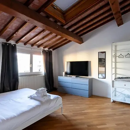 Apartment I Bimbi 'the Suite' Livorno